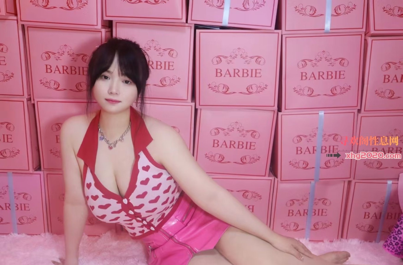 兼职大奶萌妹，女友般的体验