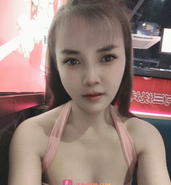 杭州风骚巨臀老师