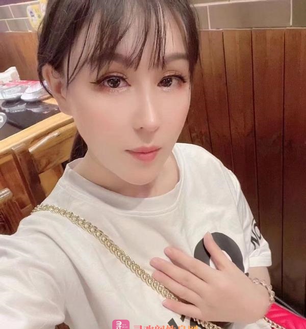 鼓楼苗条妹子小霜