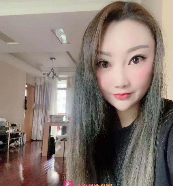 鼓楼大胸少妇