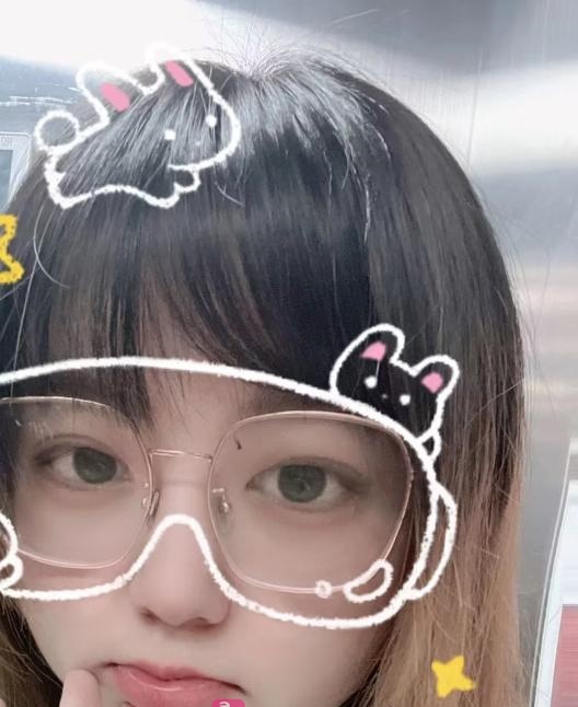大胸尤物