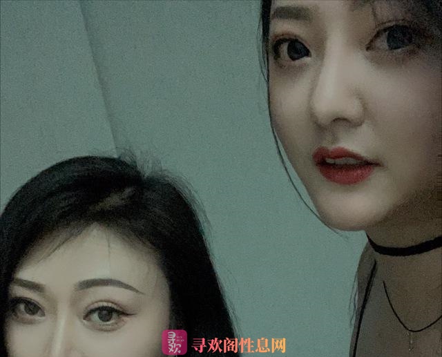 性价比双飞气质美女