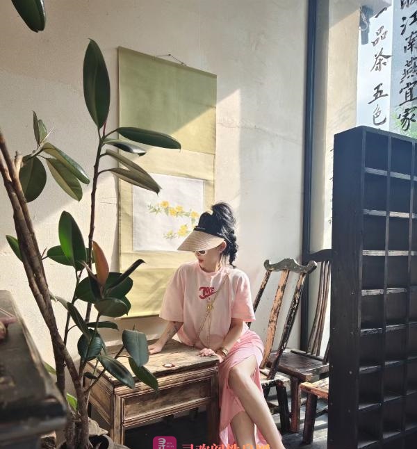 拱北颜值小丽