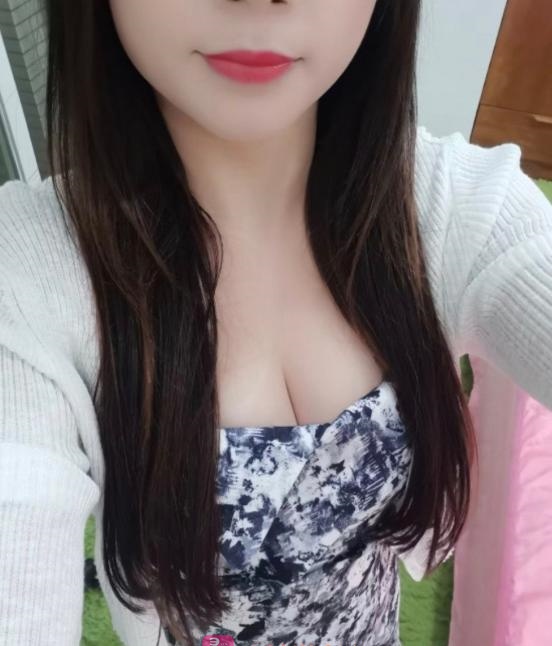 西安性感大胸妹