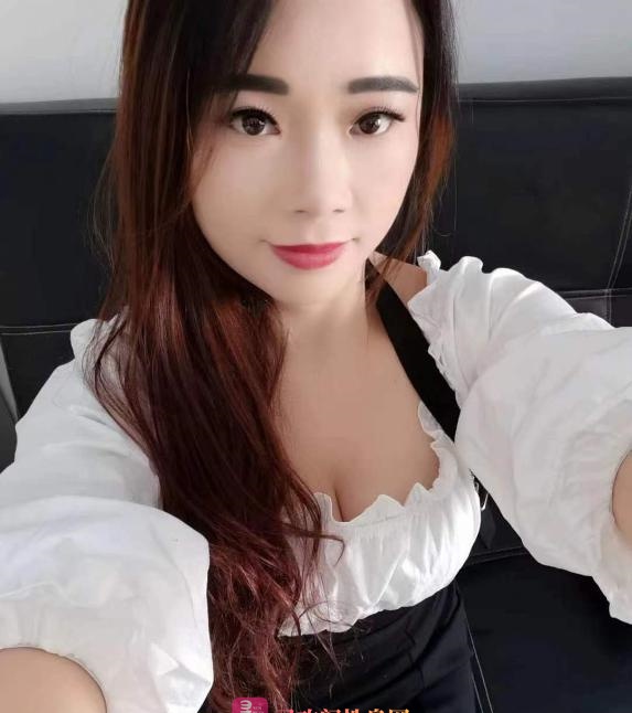 西安性感大胸妹