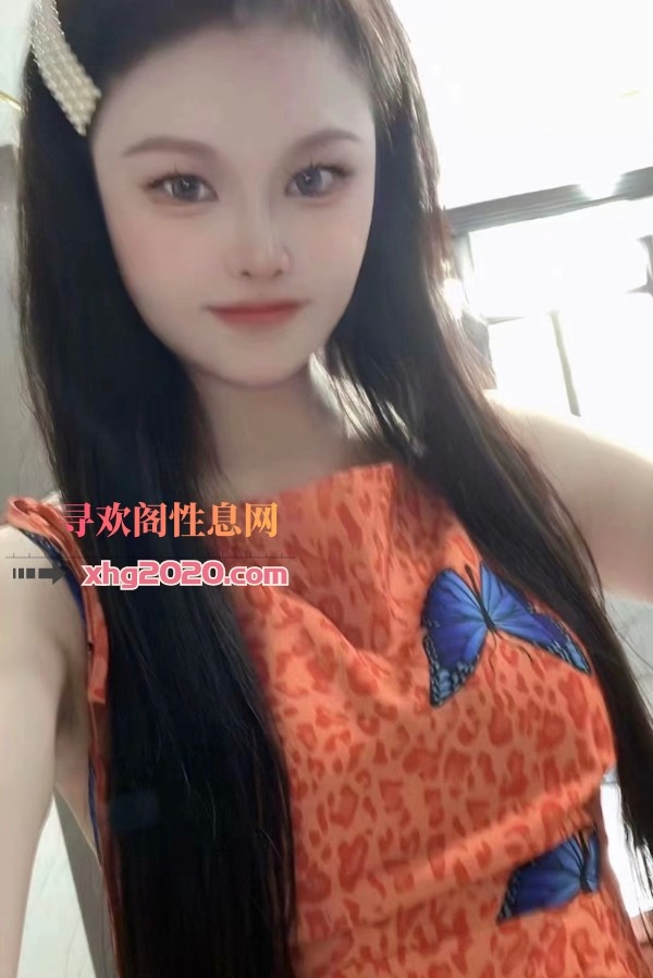 服务系火辣骚妇莫莫