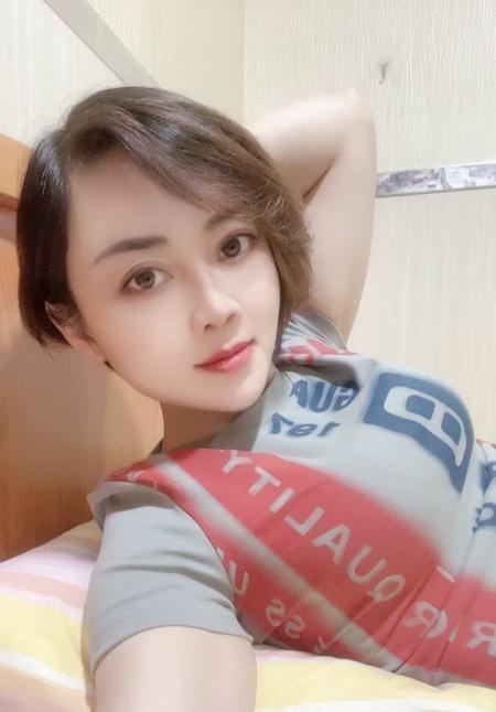 龙华清湖短发少妇
