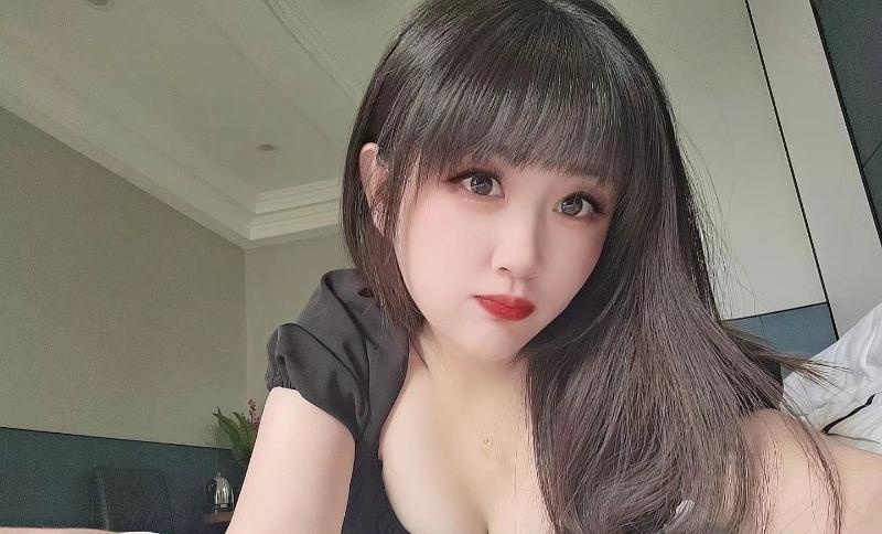 汉口商务区小美女