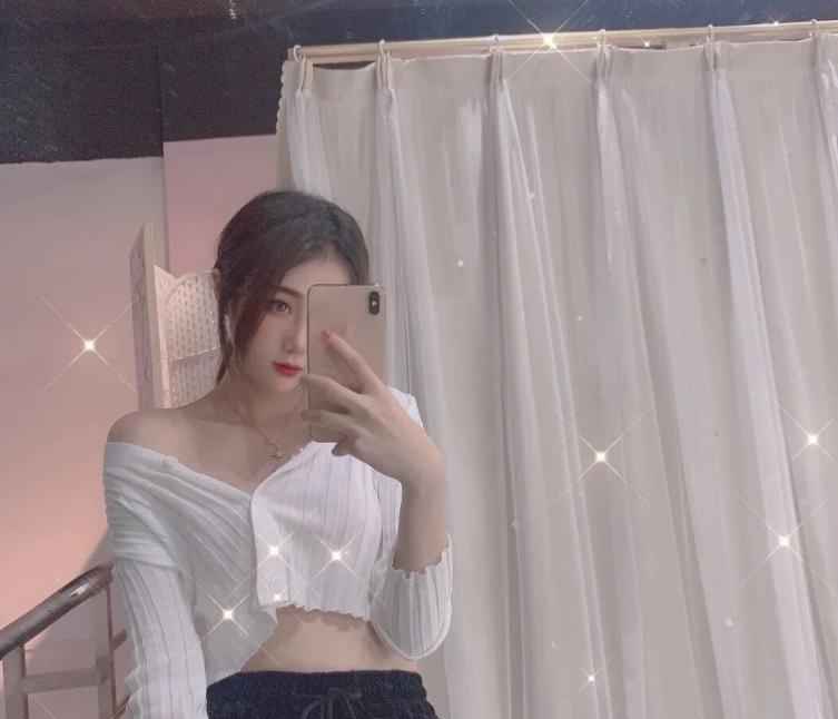 颜值身材不错的妹妹