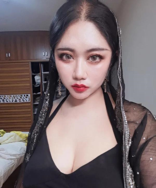 少妇丰满的娜娜