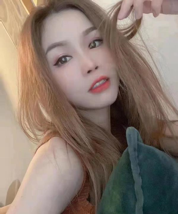 天鹅湖朵儿