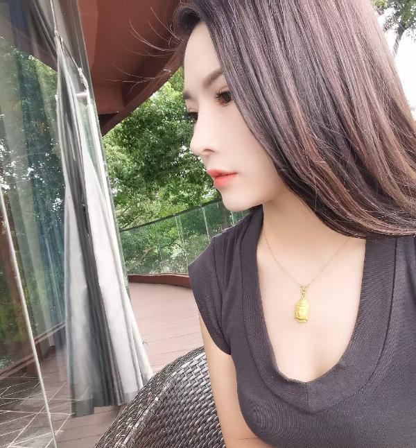 冷艳御姐