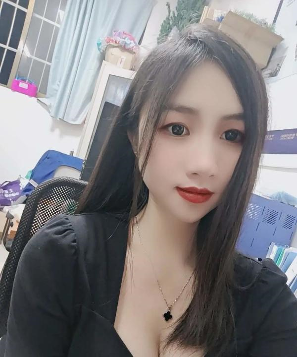 望京爆操肥臀丰乳妹妹