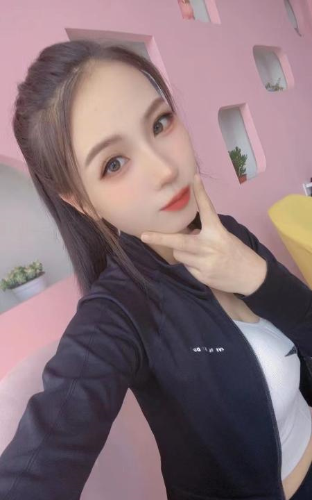 雨花苗族姑凉秋秋