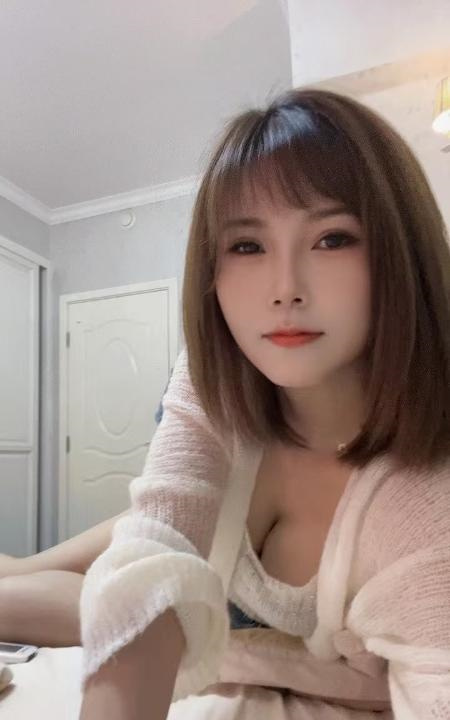 武昌好看妹子颖颖