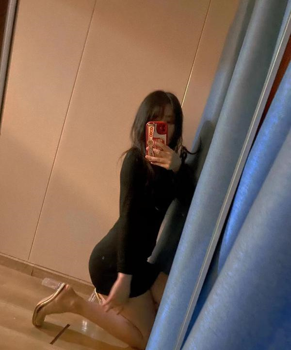 建邺奥体风骚小姐姐