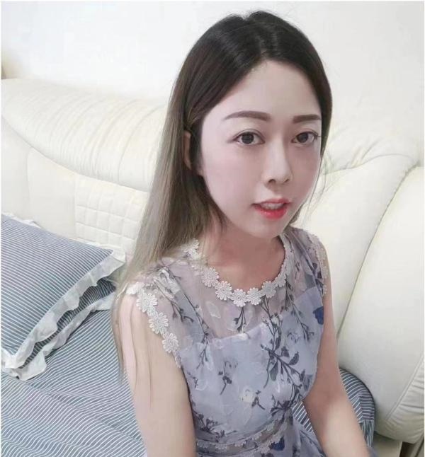 口技颖儿制服诱惑