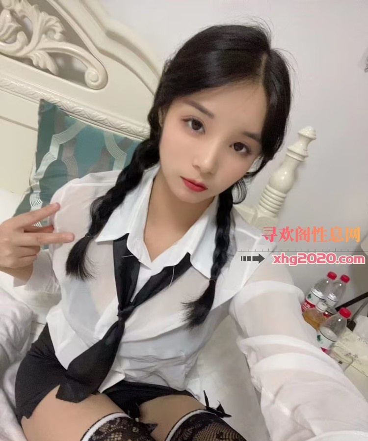 市区清纯妹子仙儿小姐姐