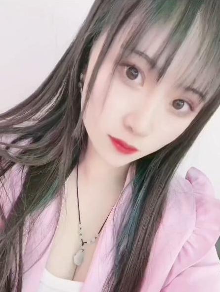 轻熟风骚少妇