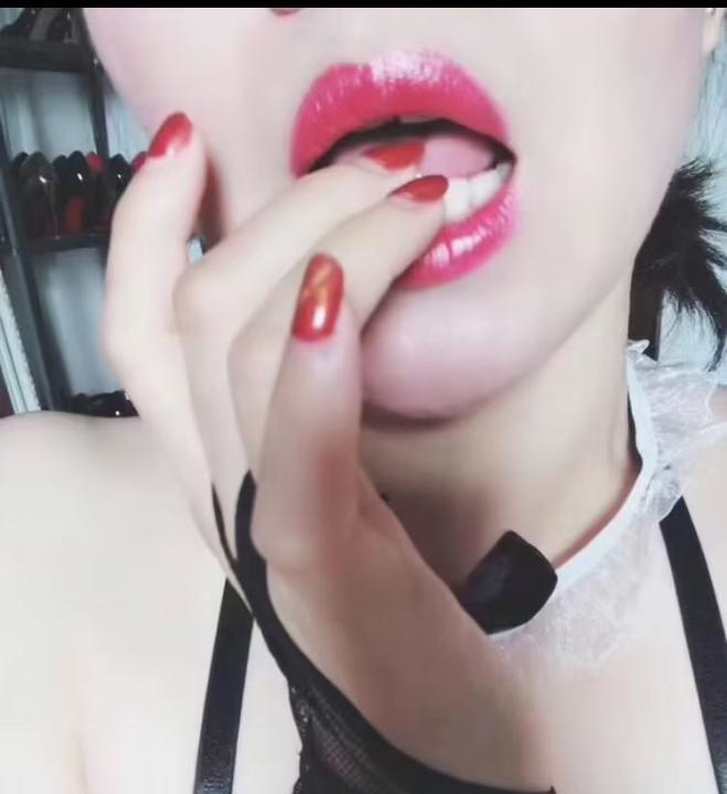 福田丝足骚妇陈诗