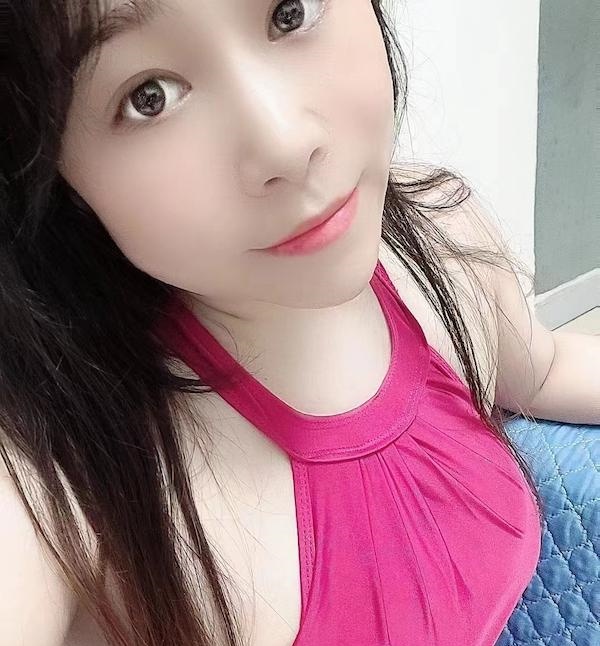 爆乳私约老师 小雨