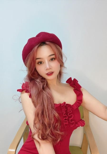 迈皋桥少数民族美女