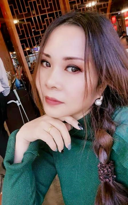 翘臀轻熟少妇