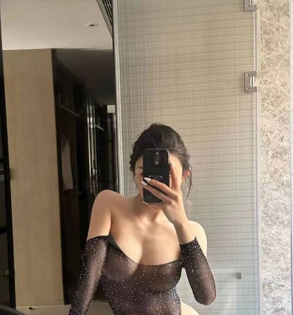 静安女仆装糖糖