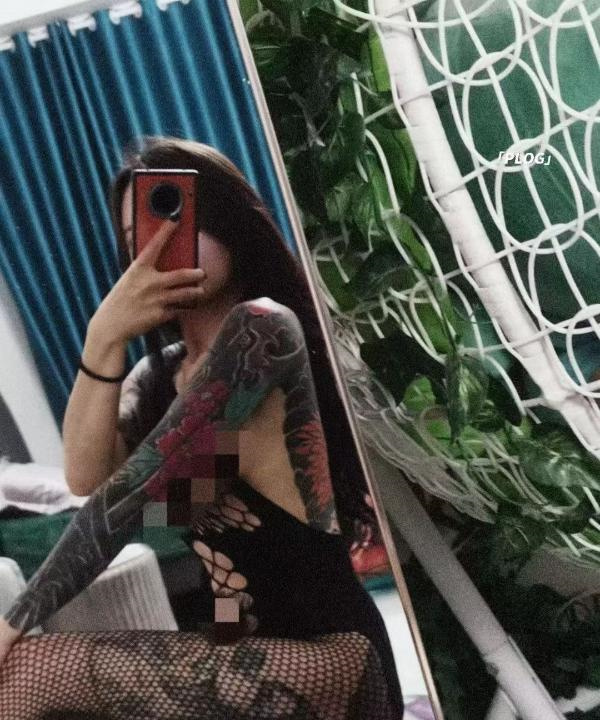 安徽芜湖纹身妹