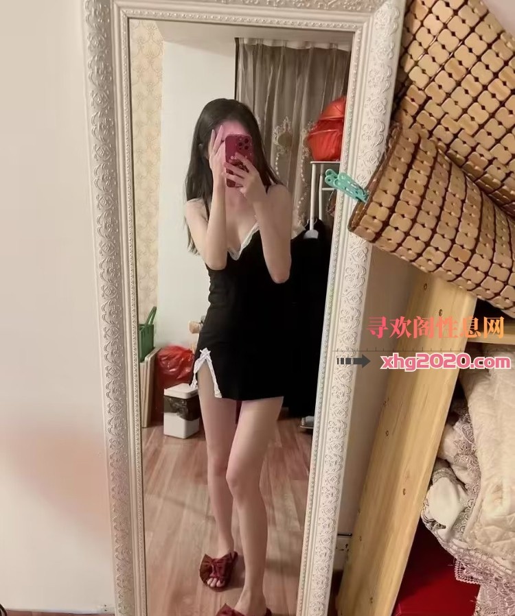 西郊喷水妹子