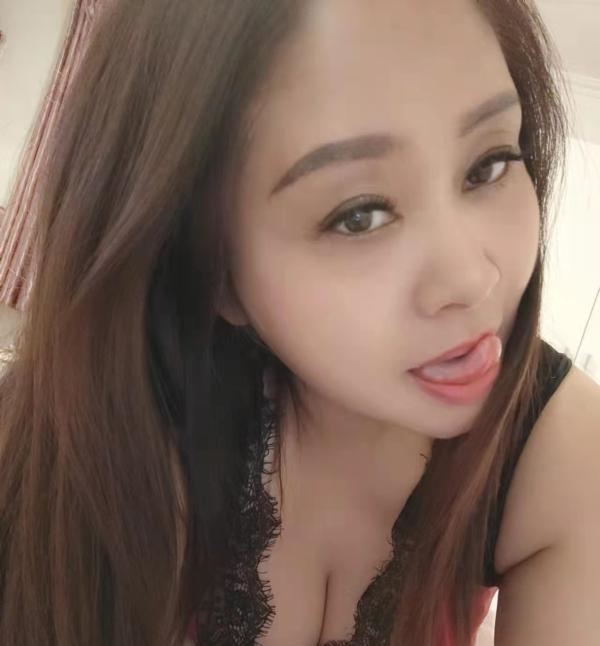 风骚大奶服务系