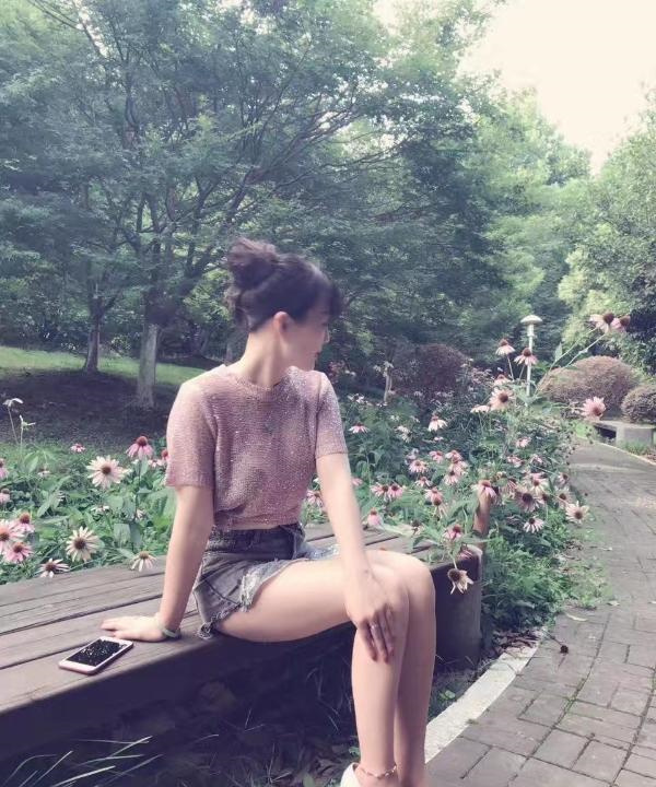鼓楼黑丝性感少妇