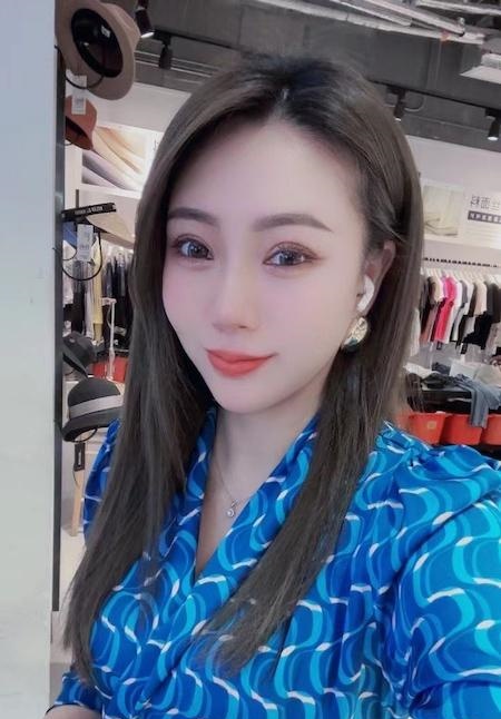白嫩颜值系西西