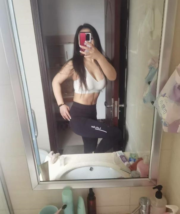 水床艳舞思思
