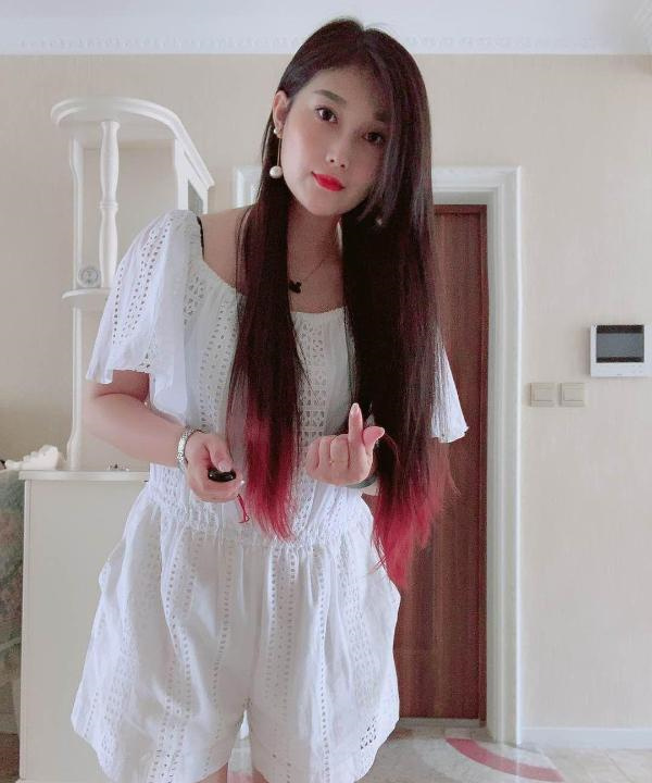 狂野露露妹子
