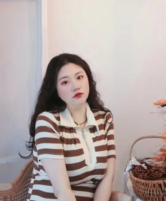 Bbw巨乳妹