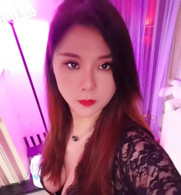 静安大奶毒龙熟女