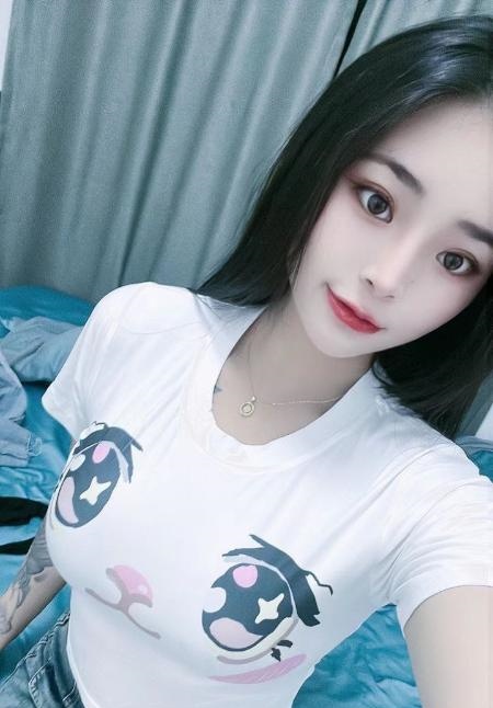 颜值爆乳宝儿妹