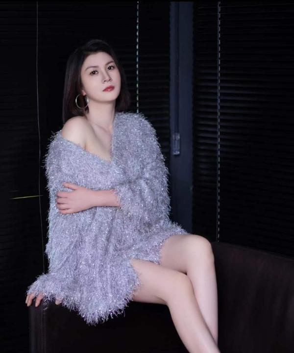 青羊区丽莎