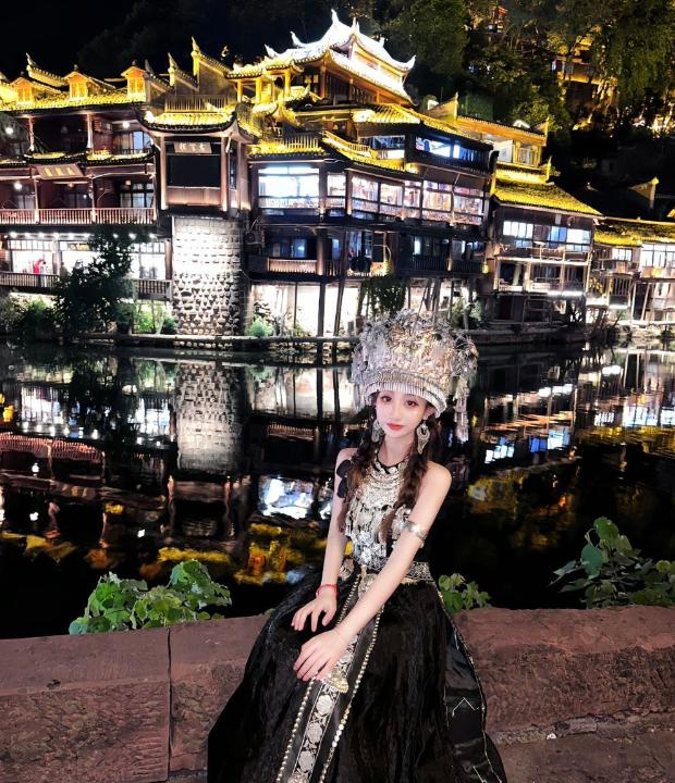 江宁苗族小姐安妮
