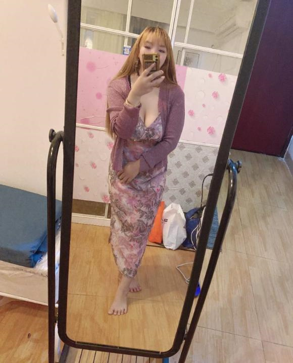 肉感美女兰岚