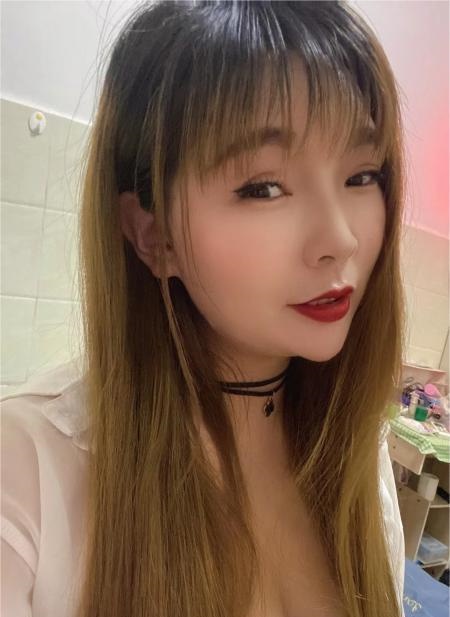 肉感美女兰岚