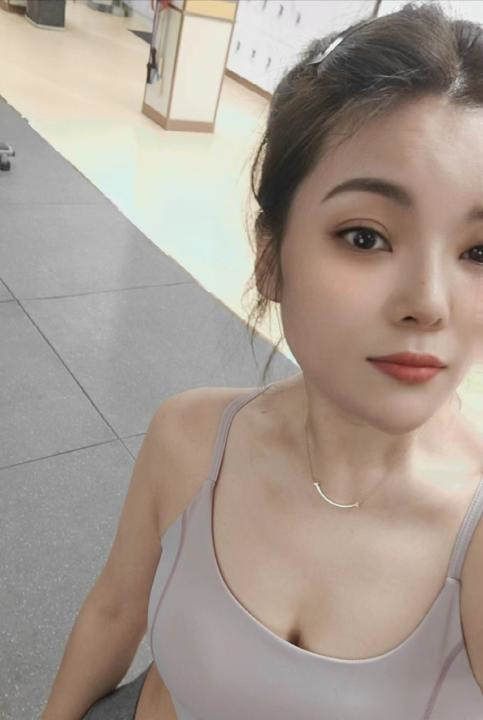 杨浦健身小雨
