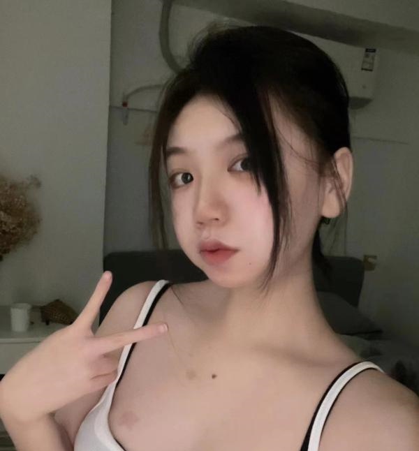 人美活好小姐姐