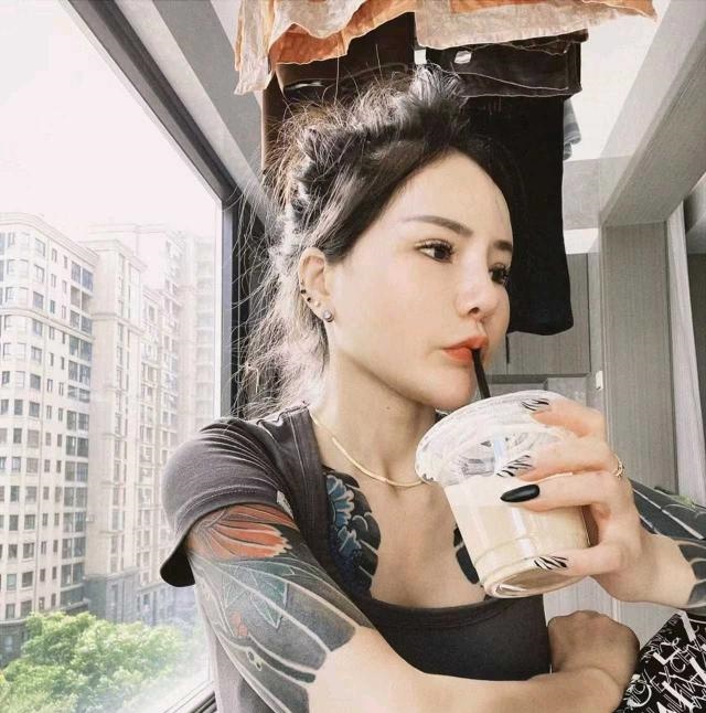健身姐姐