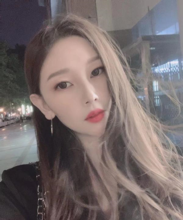 秦淮美女豆豆