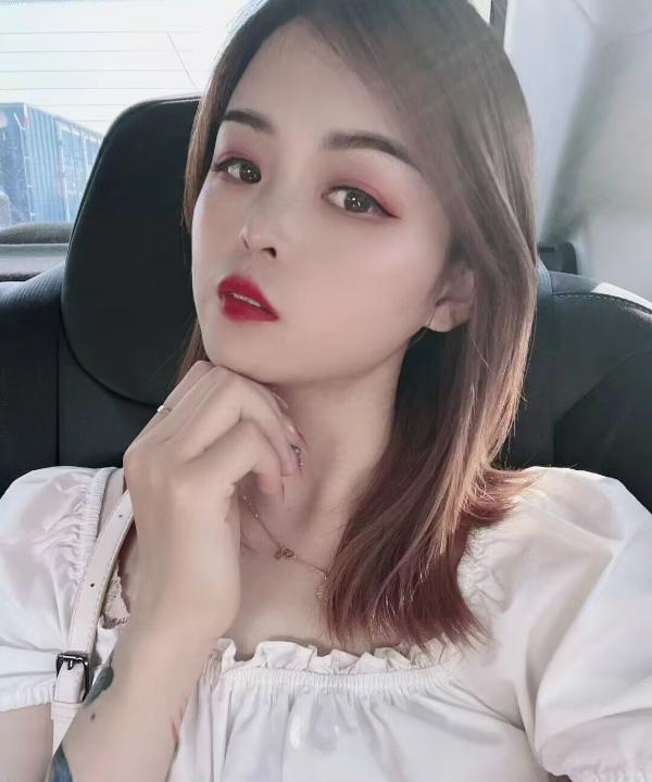 寮步老师莉莉