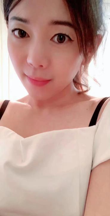温婉小少妇明玉