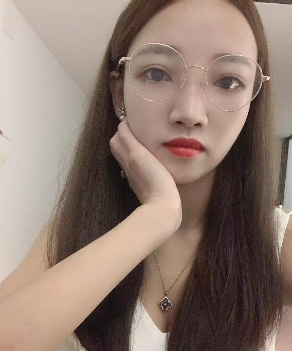 女友式小姐姐