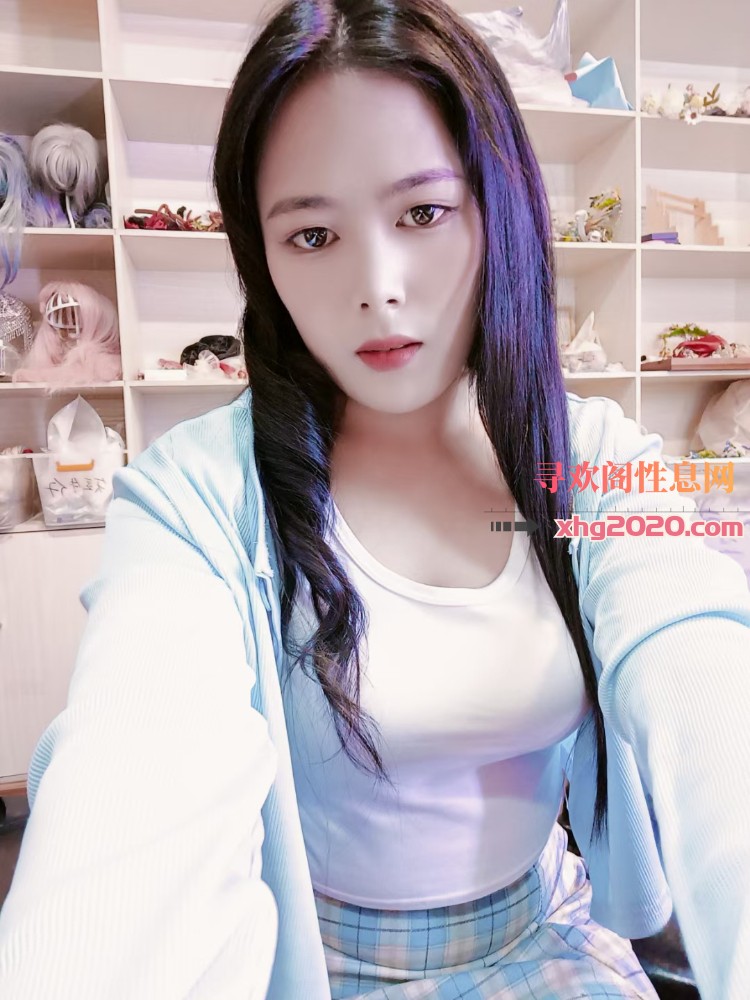 年轻漂亮小妹